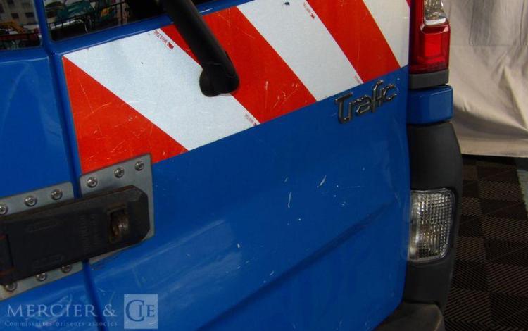 RENAULT TRAFIC 2.0 DCI 90 1T0 L1H1 CONFORT BLEU CX-443-ZN