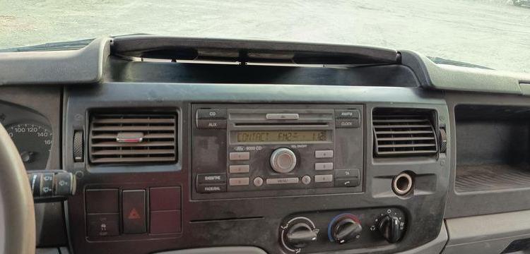 FORD TRANSIT 2006 TRACTION PHASE 2 280M 2.2 TDCi 16V DPF FOURGON MOYEN TOLE 100CV BLANC CX-800-AB