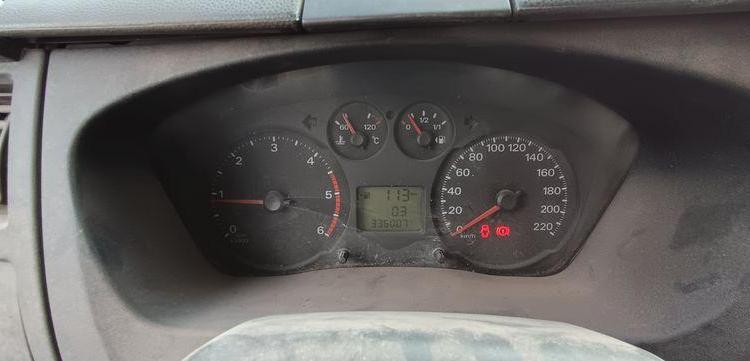 FORD TRANSIT 2006 TRACTION PHASE 2 280M 2.2 TDCi 16V DPF FOURGON MOYEN TOLE 100CV BLANC CX-800-AB