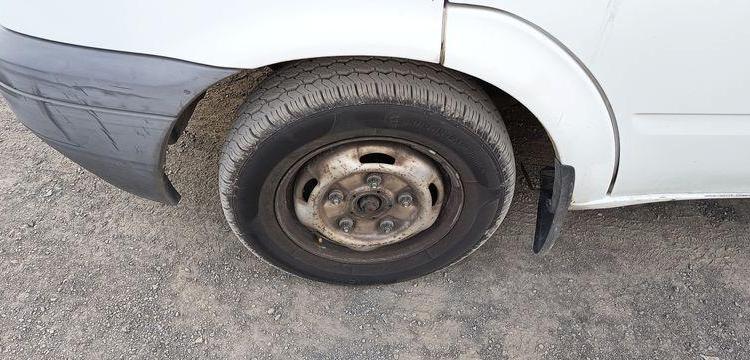 FORD TRANSIT 2006 TRACTION PHASE 2 280M 2.2 TDCi 16V DPF FOURGON MOYEN TOLE 100CV BLANC CX-800-AB