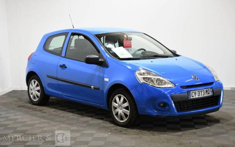 RENAULT CLIO III DCI BLEU CY-373-MQ