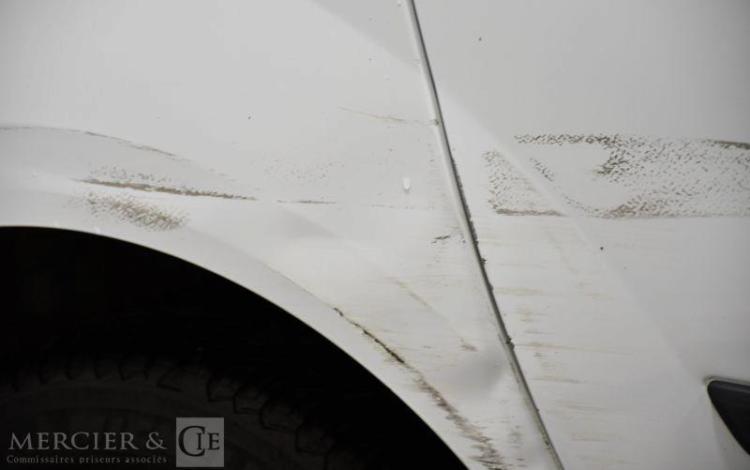 RENAULT KANGOO DCI BLANC CY-875-ZM