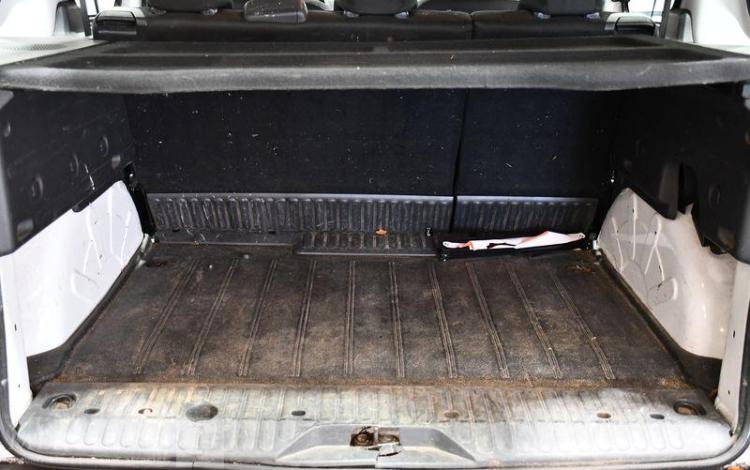 RENAULT KANGOO DCI BLANC CY-875-ZM