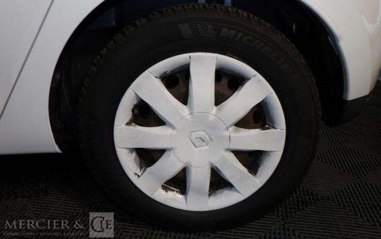 RENAULT CLIO IV SOCIETE 1.5 DCI 90 ENERGY AIR BLANC CZ-337-RH