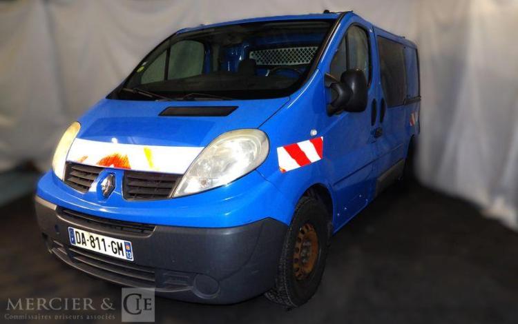 RENAULT TRAFIC II DCI  DA-811-GM