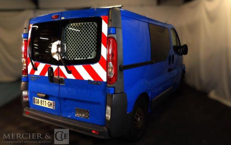 RENAULT TRAFIC II DCI  DA-811-GM