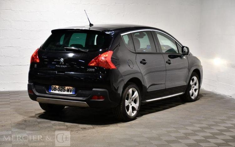 PEUGEOT 3008 2,0 E-HDI HYBRID4 200H 165 FULL HYBRID 4X4 BMP BVA NOIR DB-525-WV