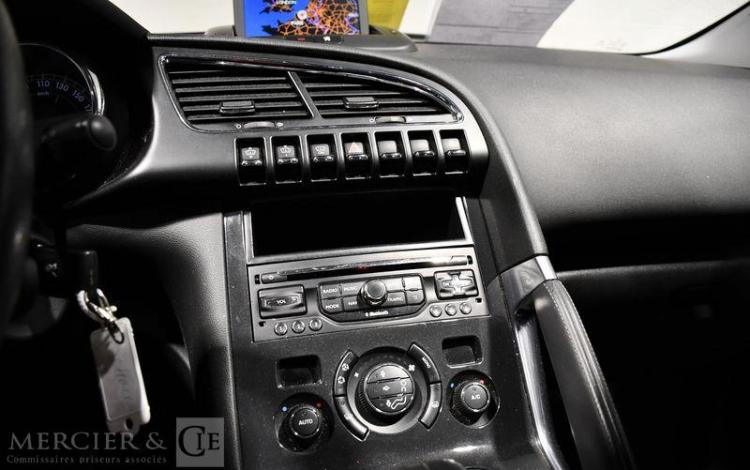 PEUGEOT 3008 2,0 E-HDI HYBRID4 200H 165 FULL HYBRID 4X4 BMP BVA NOIR DB-525-WV