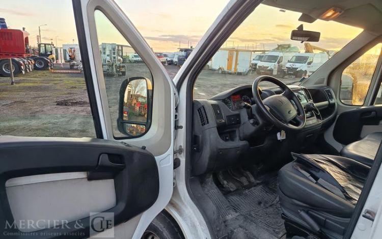 PEUGEOT BOXER PHASE 1/2 335 L2 2.2 HDi 16V FAP130 CV – DIESEL -160811 KMS – ANNEE 2014 BLANC DE-386-ZN