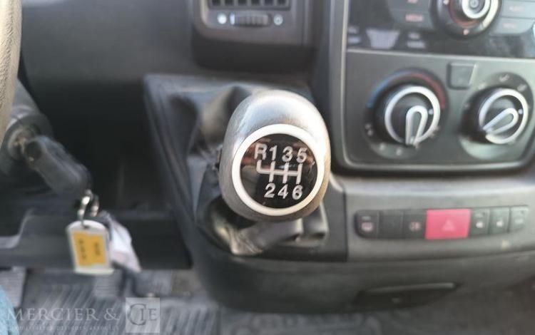 PEUGEOT BOXER PHASE 1/2 335 L2 2.2 HDi 16V FAP130 CV – DIESEL -160811 KMS – ANNEE 2014 BLANC DE-386-ZN