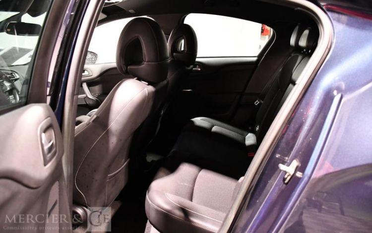 CITROEN DS4 2,0 HDI 165 SO CHIC BLEU DH-740-TW