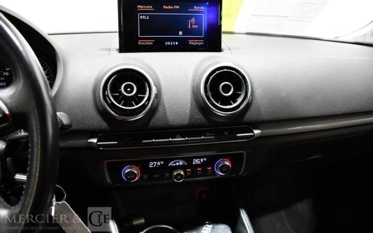 AUDI A3 1.6 TDI 110 AMBIENTE NOIR DK-142-YL