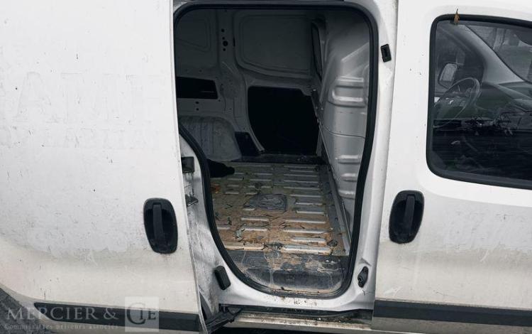 PEUGEOT BIPPER FOURGON  DM-184-ZW