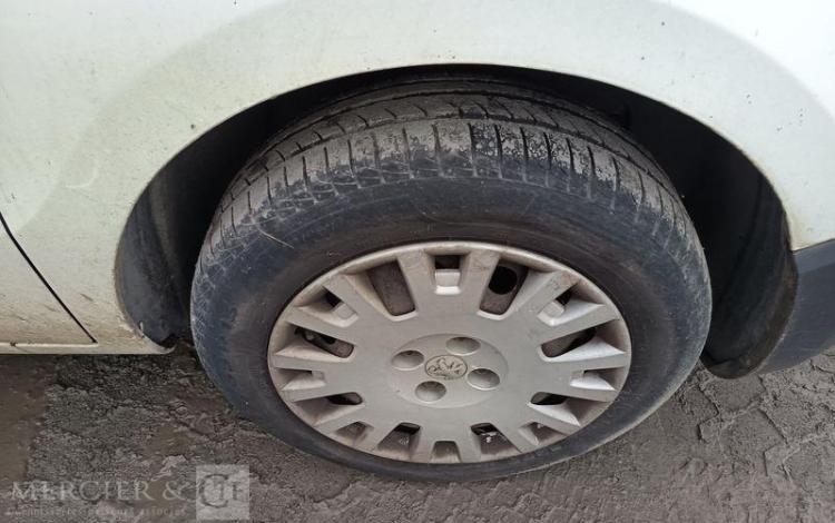 PEUGEOT BIPPER FOURGON  DM-184-ZW