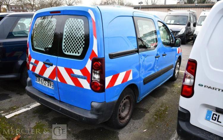 PEUGEOT PARTNER HDI BLEU DM-672-XV