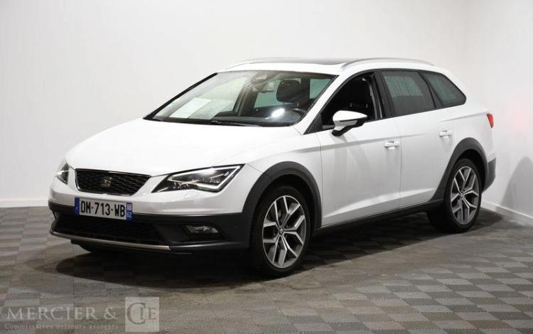 SEAT LEON SW 2,0 TDI 184CH DSG X-PERIENCE BLANC DM-713-WB