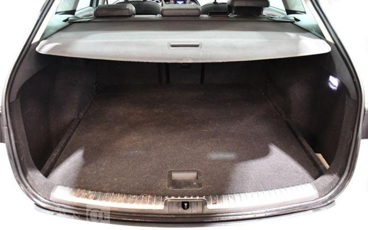 SEAT LEON SW 2,0 TDI 184CH DSG X-PERIENCE BLANC DM-713-WB