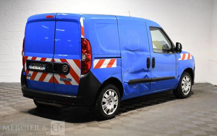FIAT DOBLO GNV BLEU DN-210-DL