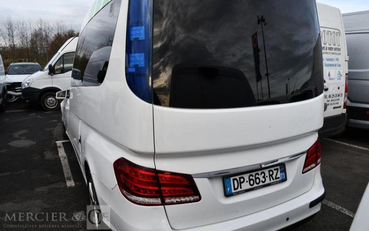 MERCEDES CLASSE E250 AMBULANCE BLANC DP-663-RZ