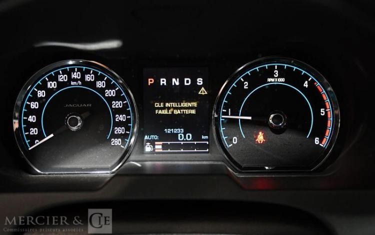 JAGUAR XF 3,0 D 240 LUXURY PREMIUM BVA NOIR DQ-879-VP