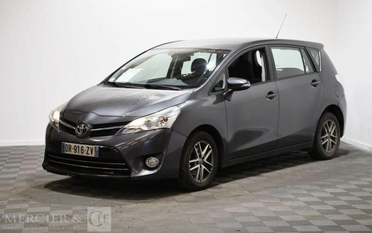 TOYOTA VERSO 1.6 D4D 110CH DYNAMIC GRIS DR-916-ZV