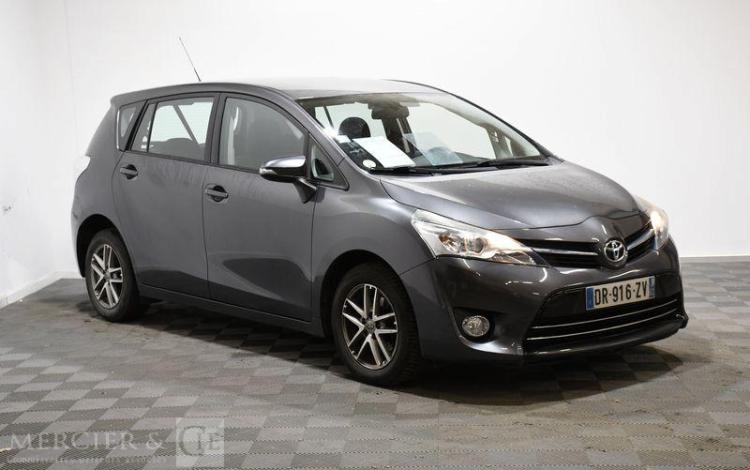 TOYOTA VERSO 1.6 D4D 110CH DYNAMIC GRIS DR-916-ZV