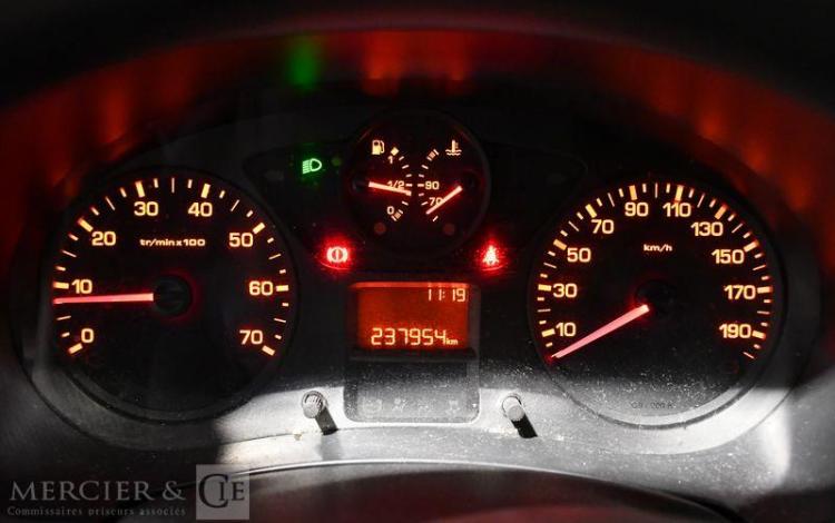 CITROEN BERLINGO BLANC DT-909-BH