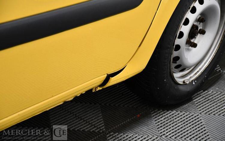 RENAULT KANGOO ZE  
 JAUNE DV-483-RY