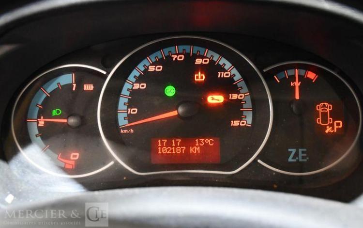 RENAULT KANGOO ZE  
 JAUNE DV-483-RY