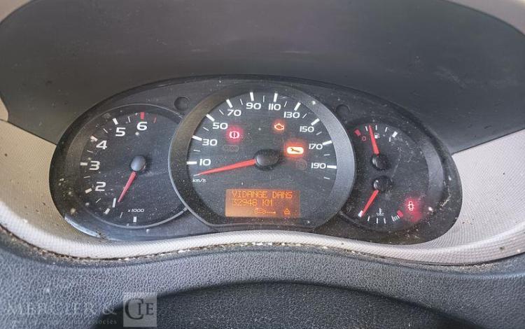 RENAULT MASTER FOURGON  DX-677-SH