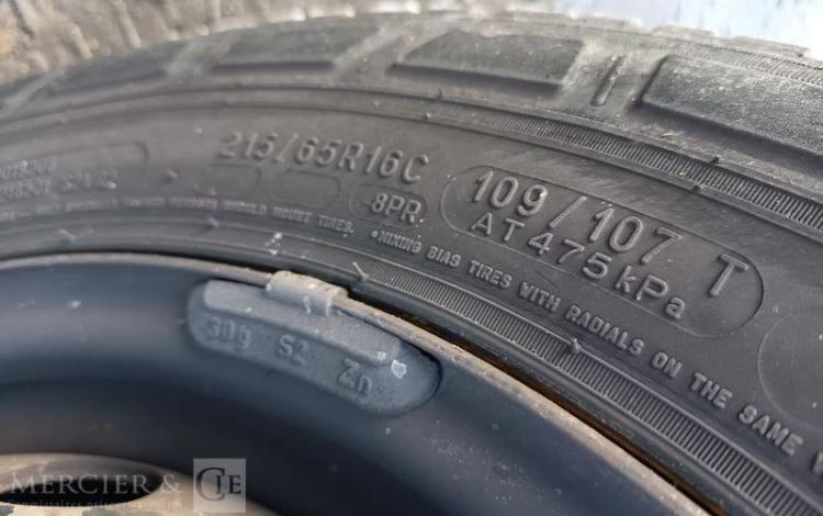 RENAULT MASTER FOURGON  DX-677-SH