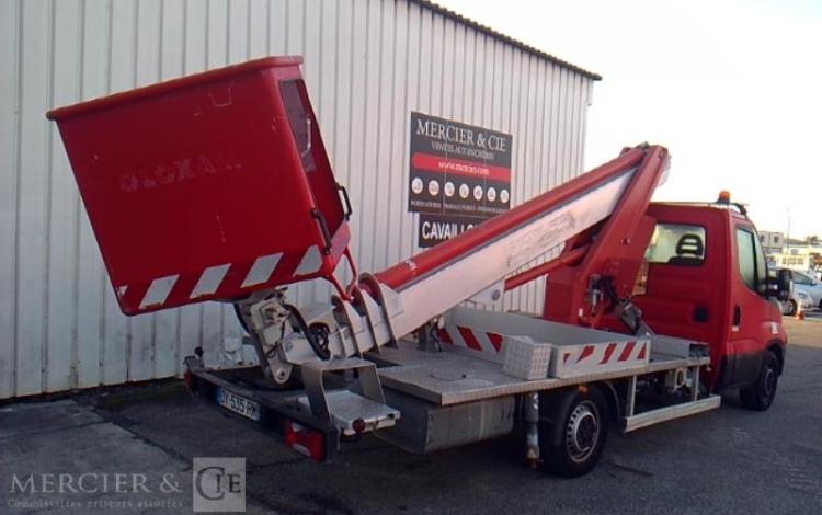 MULTITEL 35-110 NACELLE SUR VL MULTITEL MT202 20M 4057H ROUGE DY-535-RM