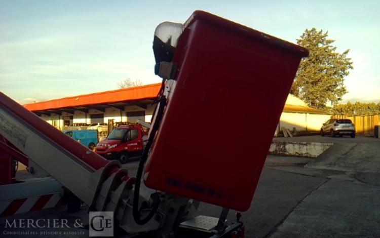 MULTITEL 35-110 NACELLE SUR VL MULTITEL MT202 20M 4057H ROUGE DY-535-RM