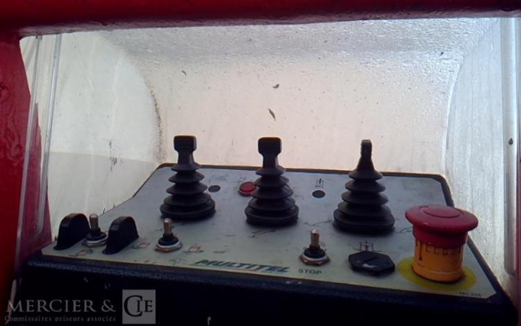 MULTITEL 35-110 NACELLE SUR VL MULTITEL MT202 20M 4057H ROUGE DY-535-RM