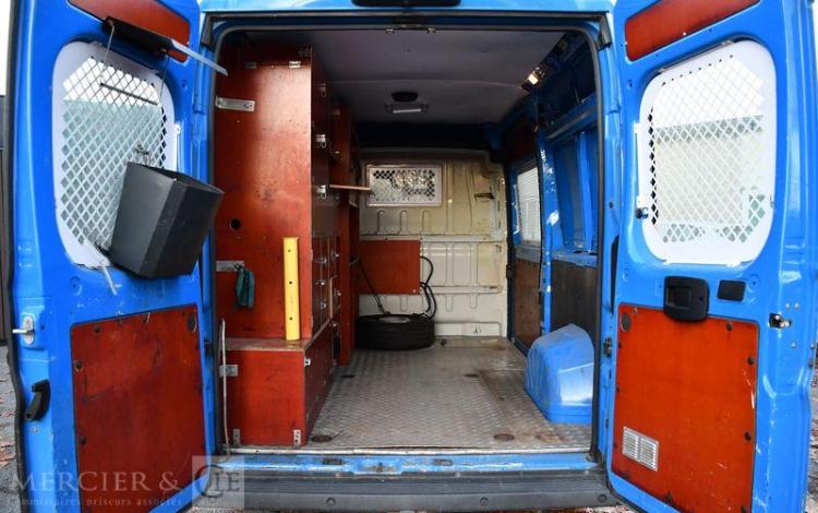 PEUGEOT BOXER HDI BLEU DY-678-YW
