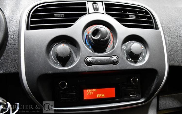 RENAULT KANGOO 1.5 DCI 75 ENERGY GRAND-CONFORT BLANC DY-889-JM