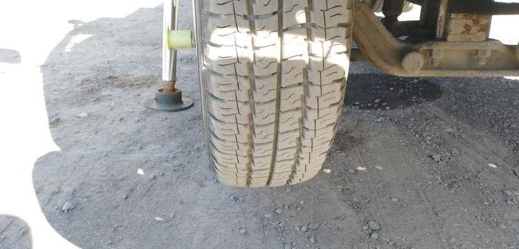 NISSAN CABSTAR 3,0 TD 125 CV AVEC NACELLE MULTITEL 160 ALU DS – DIESEL –  ANNEE 2001 BLANC DZ-453-YV