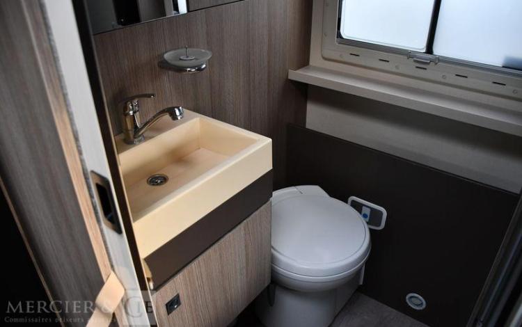 CHALLENGER CAMPING CAR GENESIS 190 CHALLENGER – FORD TRANSIT 2.2L – 155CV  EB-325-RJ