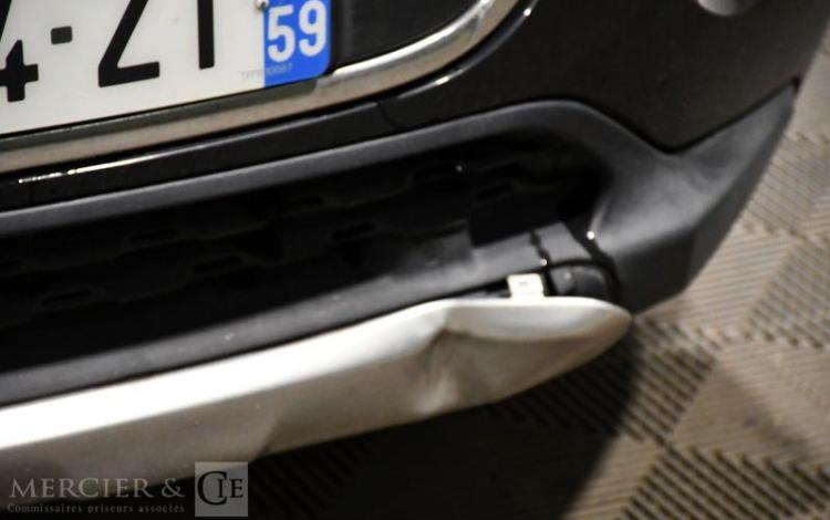 PEUGEOT 3008 1,2 PURETECH 130 STYLE START-STOP NOIR ED-704-ZT