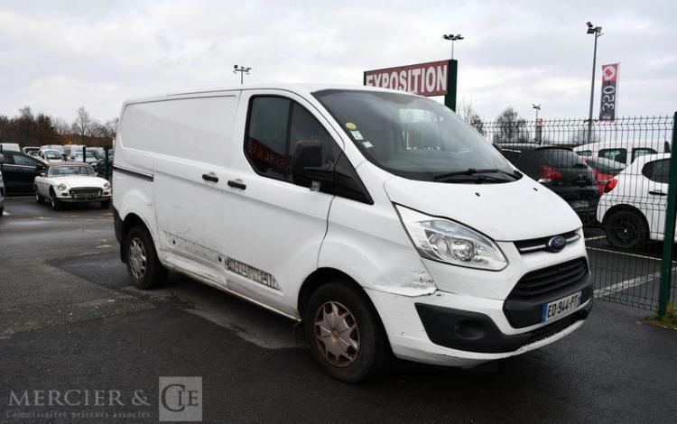 FORD TRANSIT CUSTOM  ED-944-PT