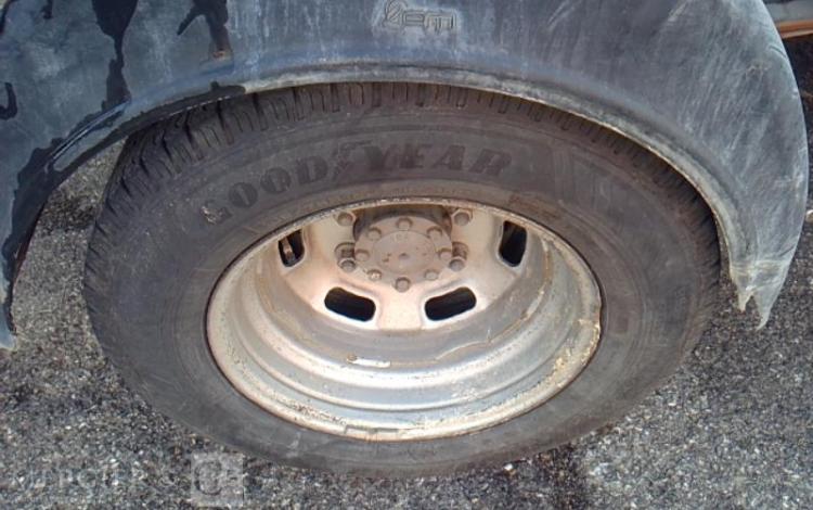 IVECO 35-130 BENNE SIMPLE CABINE COFFRE ROUGE EE-062-CH