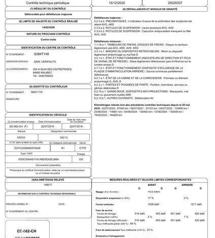 IVECO 35-130 BENNE SIMPLE CABINE COFFRE ROUGE EE-062-CH