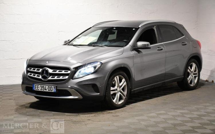 MERCEDES GLA 2.2 200 CDI 135 SENSATION 4MATIC 7G-DCT BVA GRIS EE-394-DD