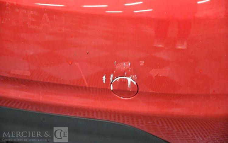 PEUGEOT 208 A,E ACTIVE ROUGE EF-781-XS