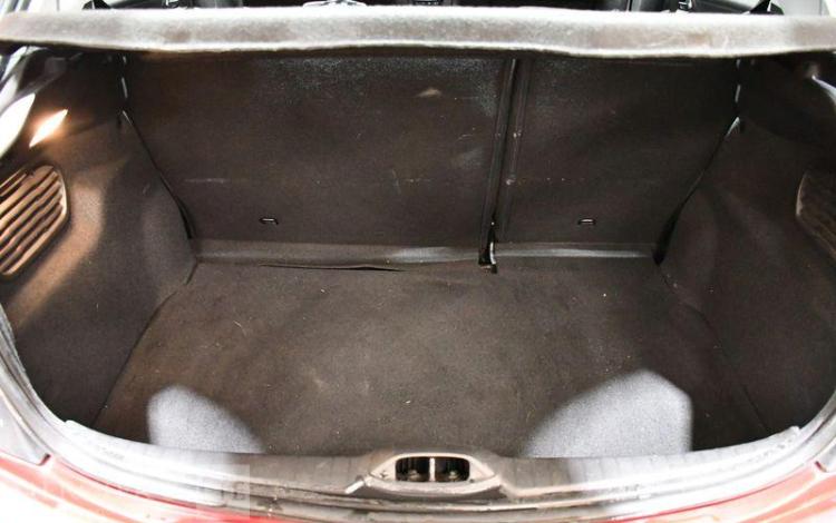 PEUGEOT 208 A,E ACTIVE ROUGE EF-781-XS