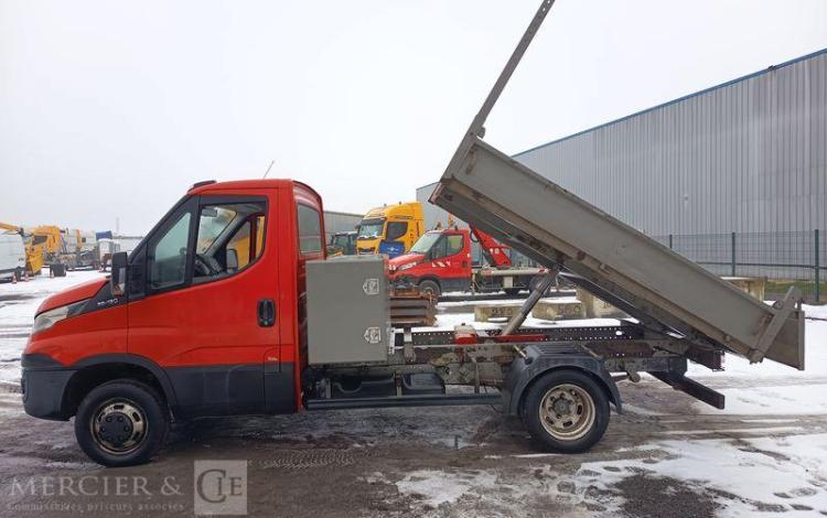 IVECO 35C13 BENNE SIMPLE CABINE COFFRE  EG-589-AH