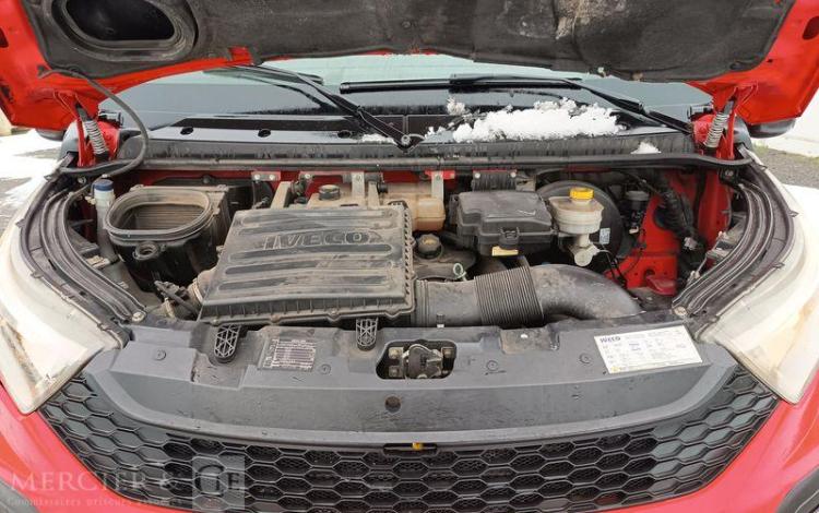 IVECO 35C13 BENNE SIMPLE CABINE COFFRE  EG-589-AH