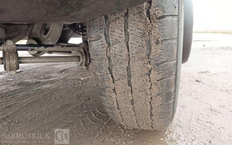 IVECO 35C13 BENNE SIMPLE CABINE COFFRE  EG-589-AH