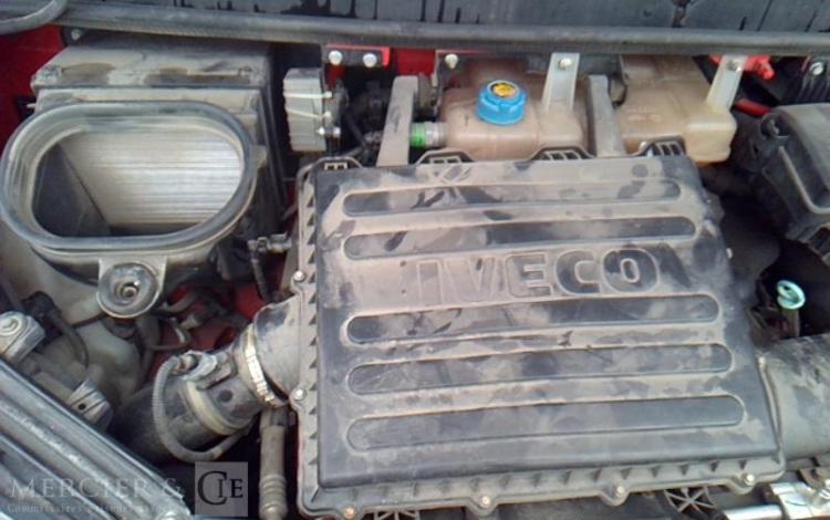 IVECO 35C13 BENNE SIMPLE CABINE COFFRE  EG-751-NV