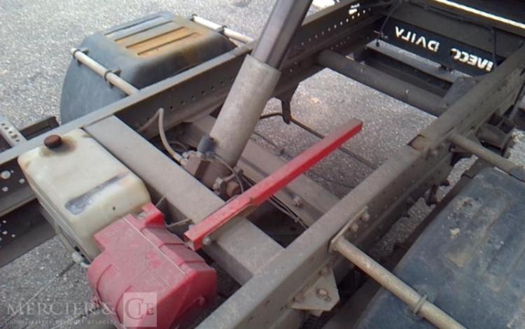 IVECO 35C13 BENNE SIMPLE CABINE COFFRE  EG-751-NV